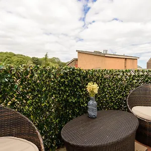 https://the-canongate-apartment.edinburghhotelsuk.org